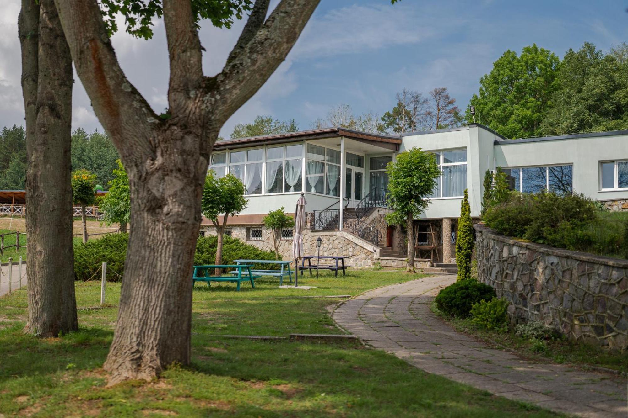 Albergue Osrodek Wypoczynkowy Lesne Ustronie Witnica Exterior foto