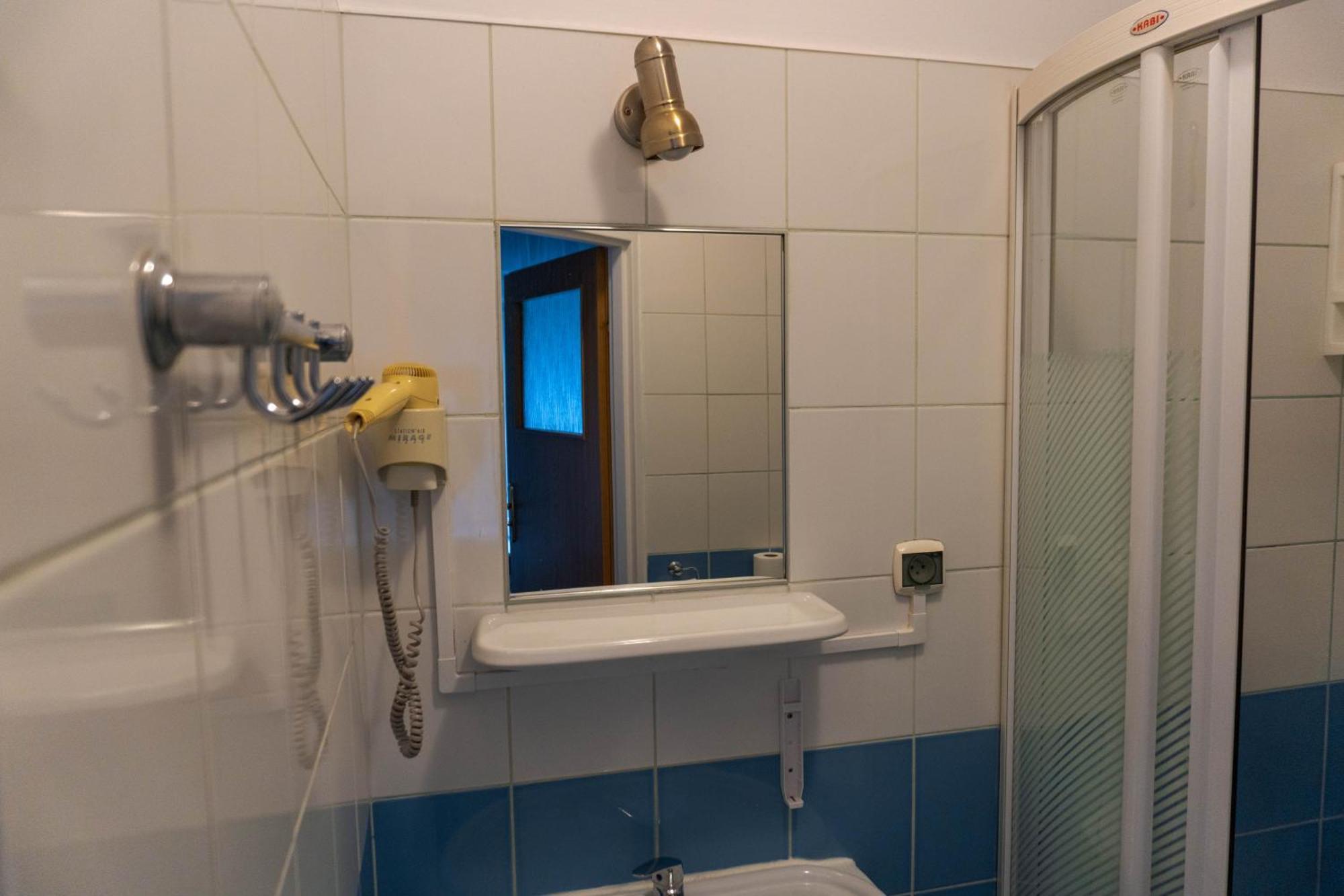 Albergue Osrodek Wypoczynkowy Lesne Ustronie Witnica Exterior foto